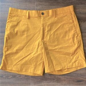 ❤️NWOT Banana Republic - Flat Front Chino Shorts - 7” Inseam - 34